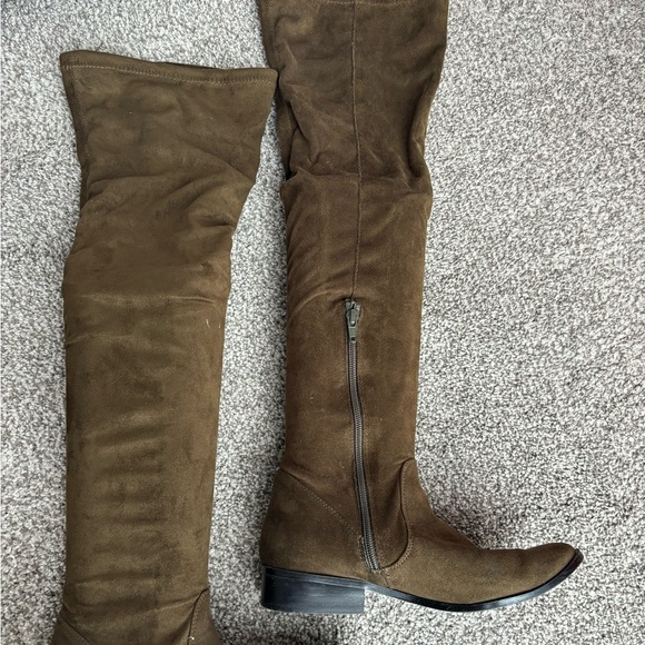 Steve Madden Suede Dark Green Over the Knee Boots Sz 7 Women’s - Picture 1 of 2